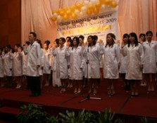 The fourth year Pharmacy students taking their oath