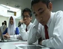 Students from high schools around the Klang Valley participating in the Apple IT Workshop