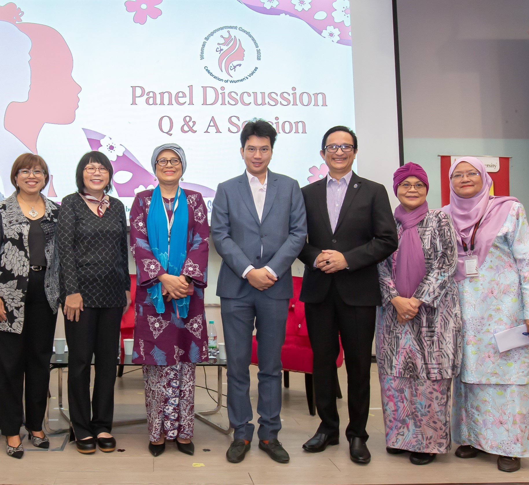 From left: former Miti secretary-general Tan Sri Dr Rebecca Fatima Sta Maria, UCSI Faculty of Social Sciences and Liberal Arts Prof Dr Chan Nee Nee, UCSI vice-chancellor and president Prof Emerita Datuk Ts Ir Dr Siti Hamisah Tapsir, UCSI pro-chancellor Tunku Zain Al-'Abidin Tuanku Muhriz, DTE Consult founder Tengku Dr Naufal Tengku Mansor, TalentCorp Malaysia senior vice-president Mahuran Saro Sariki and UCSI Faculty of Social Sciences and Liberal Arts dean Prof Dr Rogayah Razak